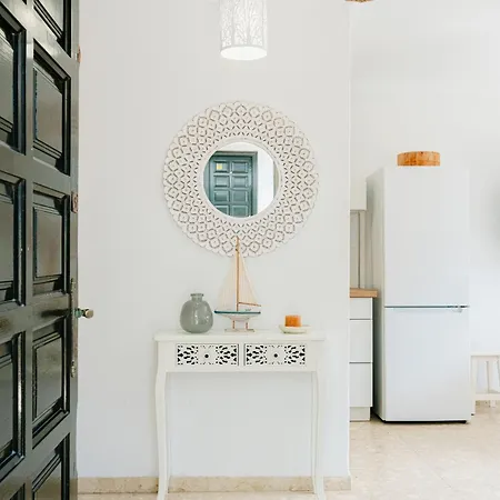 1bdr Sunny Terrace *