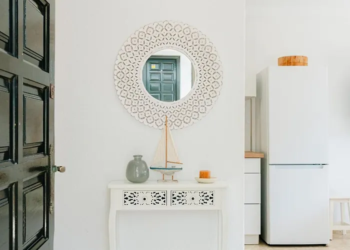 1bdr Sunny Terrace *