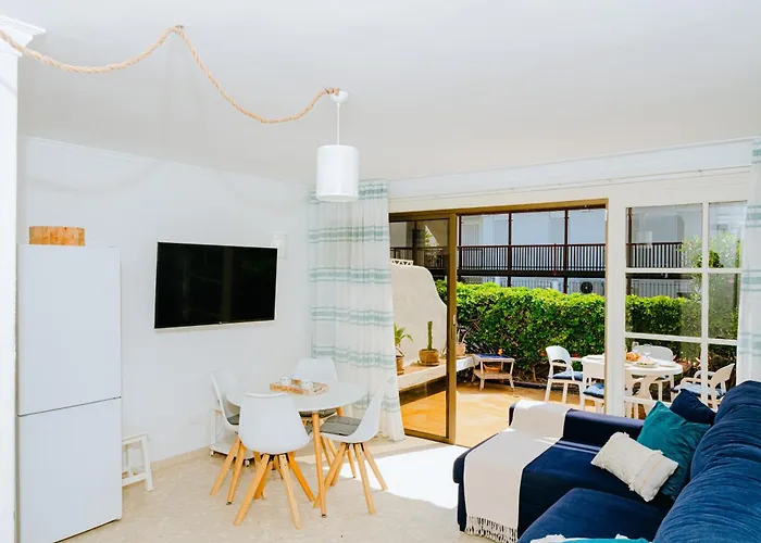 1bdr Sunny Terrace Appartement