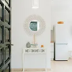 1bdr Sunny Terrace *