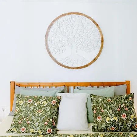 1bdr Sunny Terrace דירה