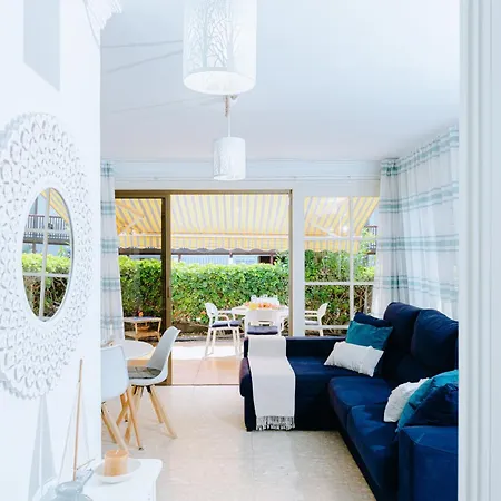 1bdr Sunny Terrace דירה *